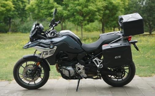 寶馬摩托車750價(jià)格多少錢(qián)一輛？摩托車寶馬750多少錢(qián)？寶馬750多少錢(qián)