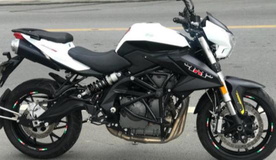 黃龍600百公里加速幾秒？黃龍600摩托車官網(wǎng)報(bào)價(jià)多少？