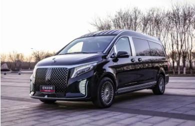 奔馳圣母峰mh9商務(wù)車2025款配置如何 