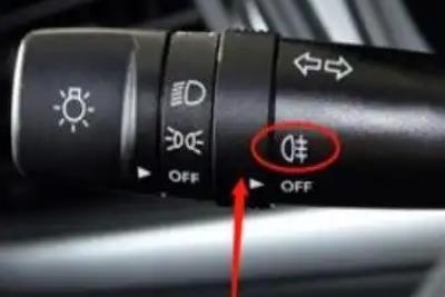 汽車隨動(dòng)轉(zhuǎn)向大燈是什么意思 隨動(dòng)轉(zhuǎn)向大燈是什么意思啊